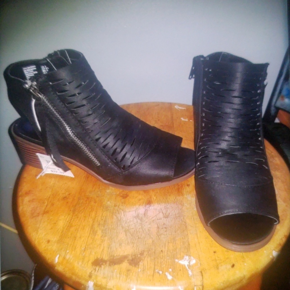 Women's